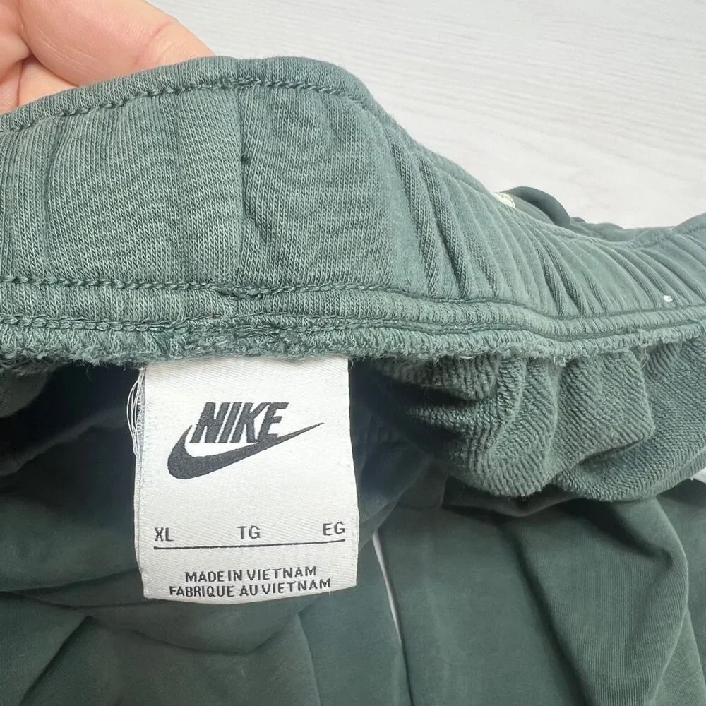 Womens Size XL Nike Sportswear Club‎ Women Fleece Mid-Rise Oversized Sweatpants